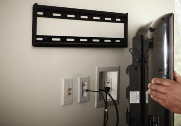 tv_mounting_wire_concealment_installation_aurora_illinois